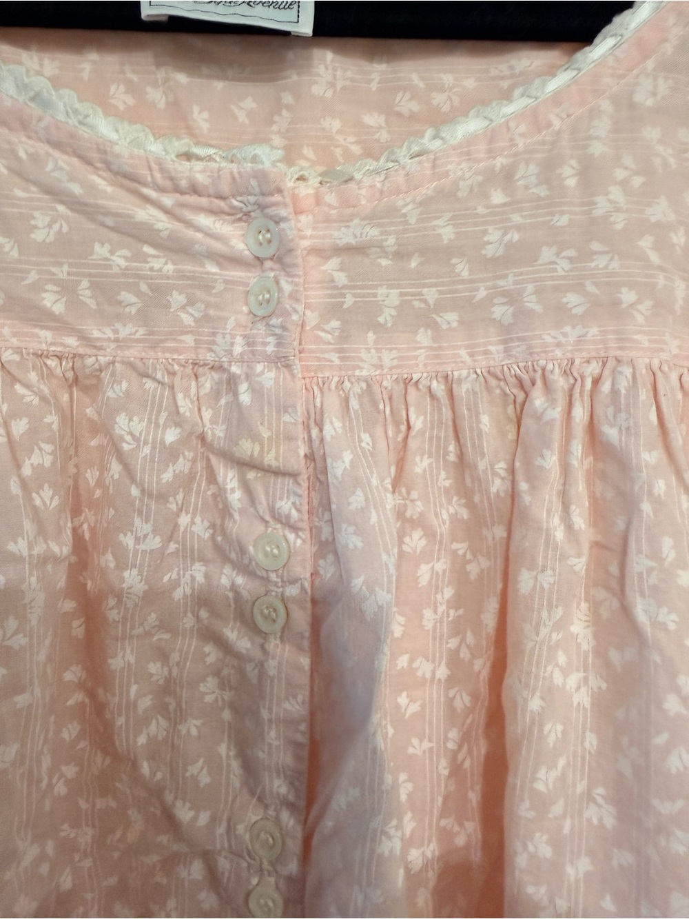 Vintage Eileen West for Saks Queen Ann’s Lace Cotton Gown - Picture 5 of 7